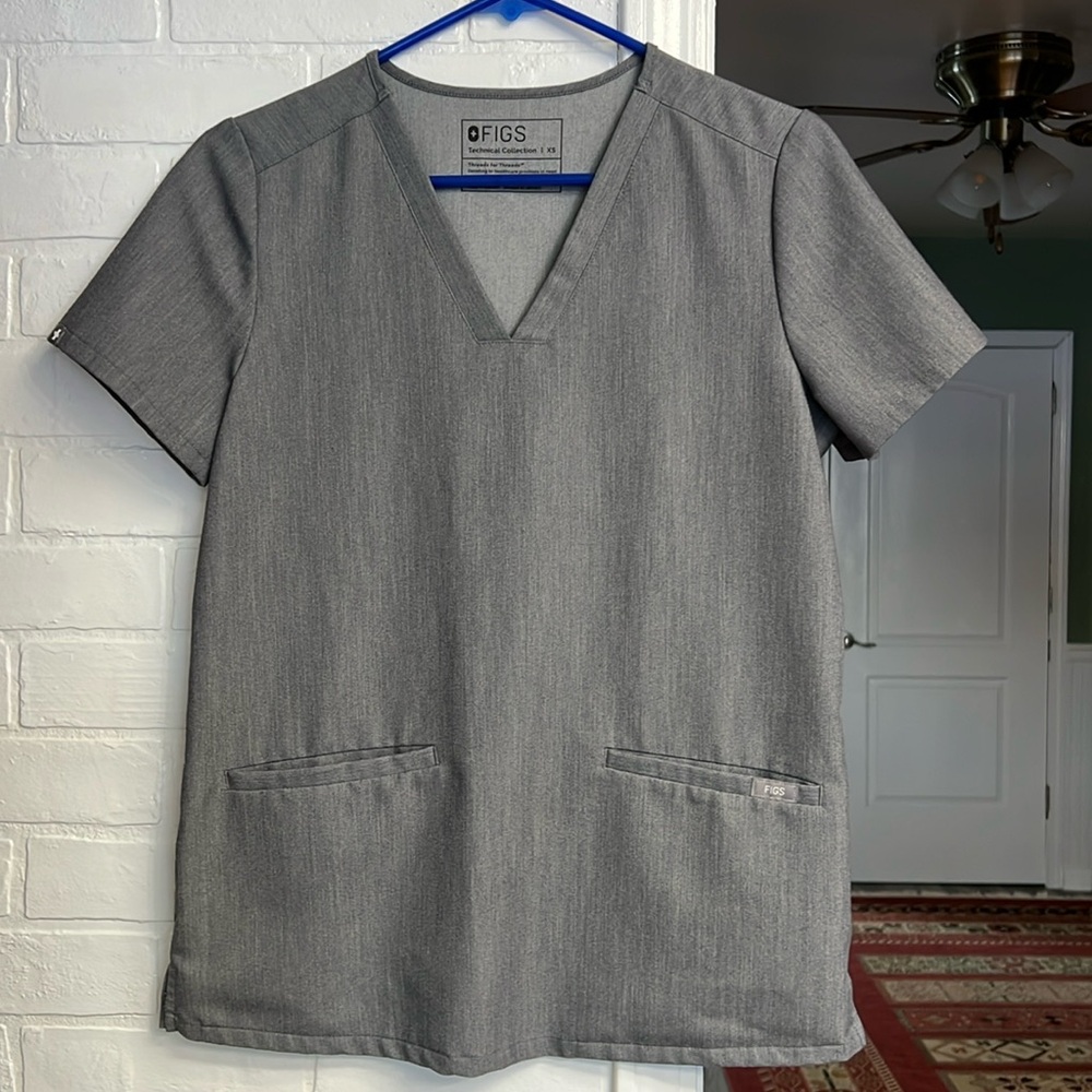 XS fig scrub top.  Worn once.  Grey